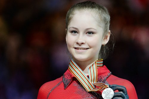 Юлия липницкая впервые рассказала о борьбе с анорексией и уходе из спорта: слава меня сильно выжала - «культура»