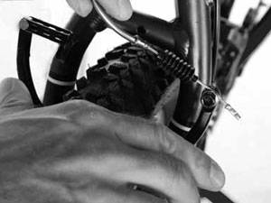 Как отрегулировать ободные и дисковые тормоза на велосипеде