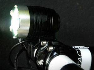 Светодиодный велосипедный фонарь: секреты выбора и нюансы конструкции